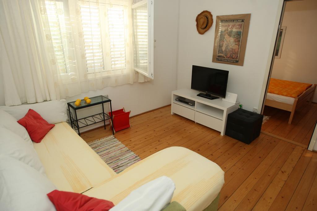 Kucica Ljubcek Villa Privlaka  Kamer foto