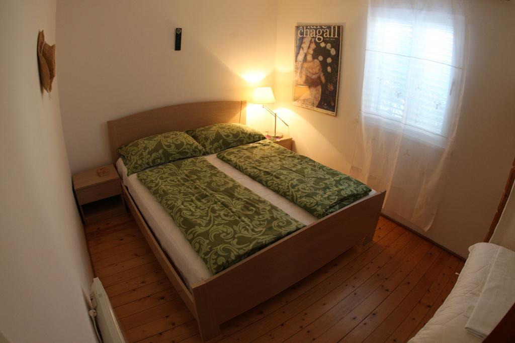 Kucica Ljubcek Villa Privlaka  Kamer foto
